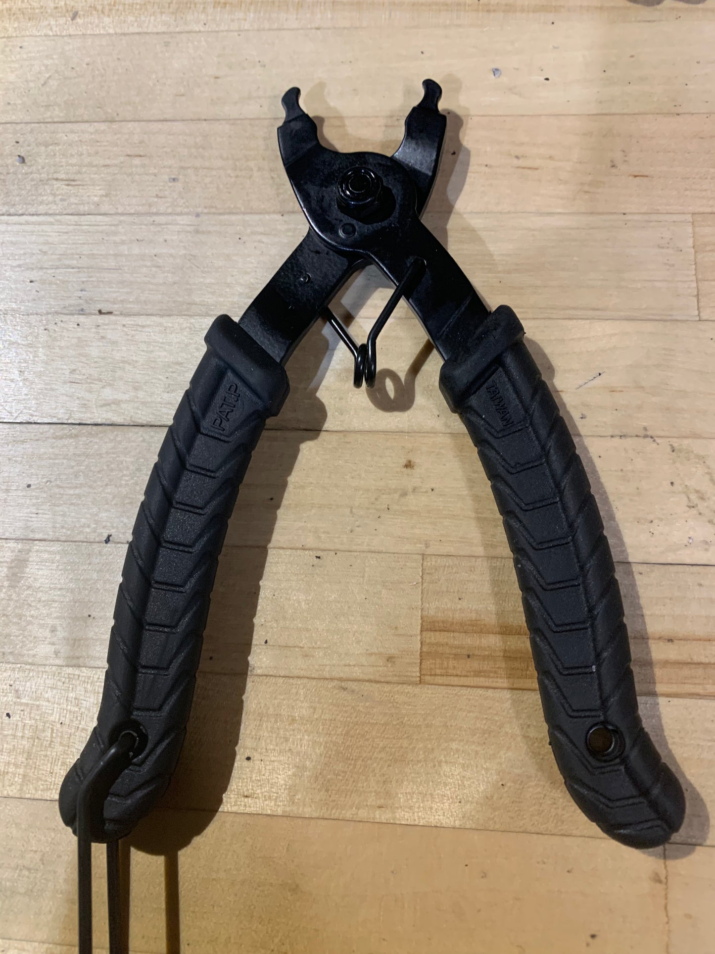 Master link chain tool
